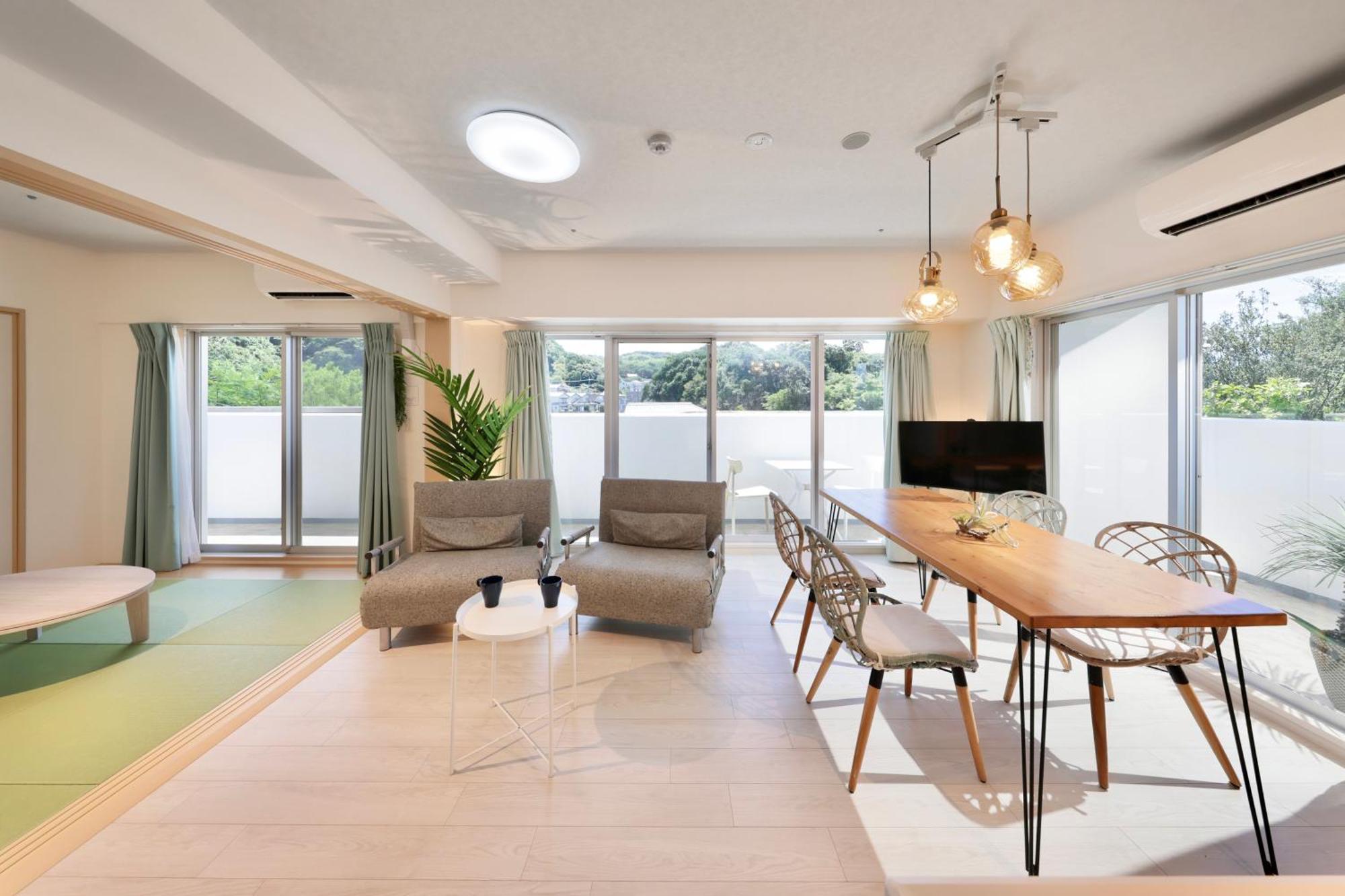 クリスタルエグゼ南紀白浜2 Aparthotel Shirahama Buitenkant foto